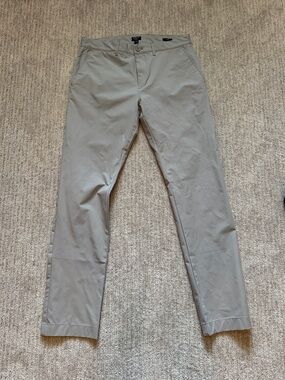 J. Crew Men's Chino Pants in Light Gray 31x 32. Excellent condition.